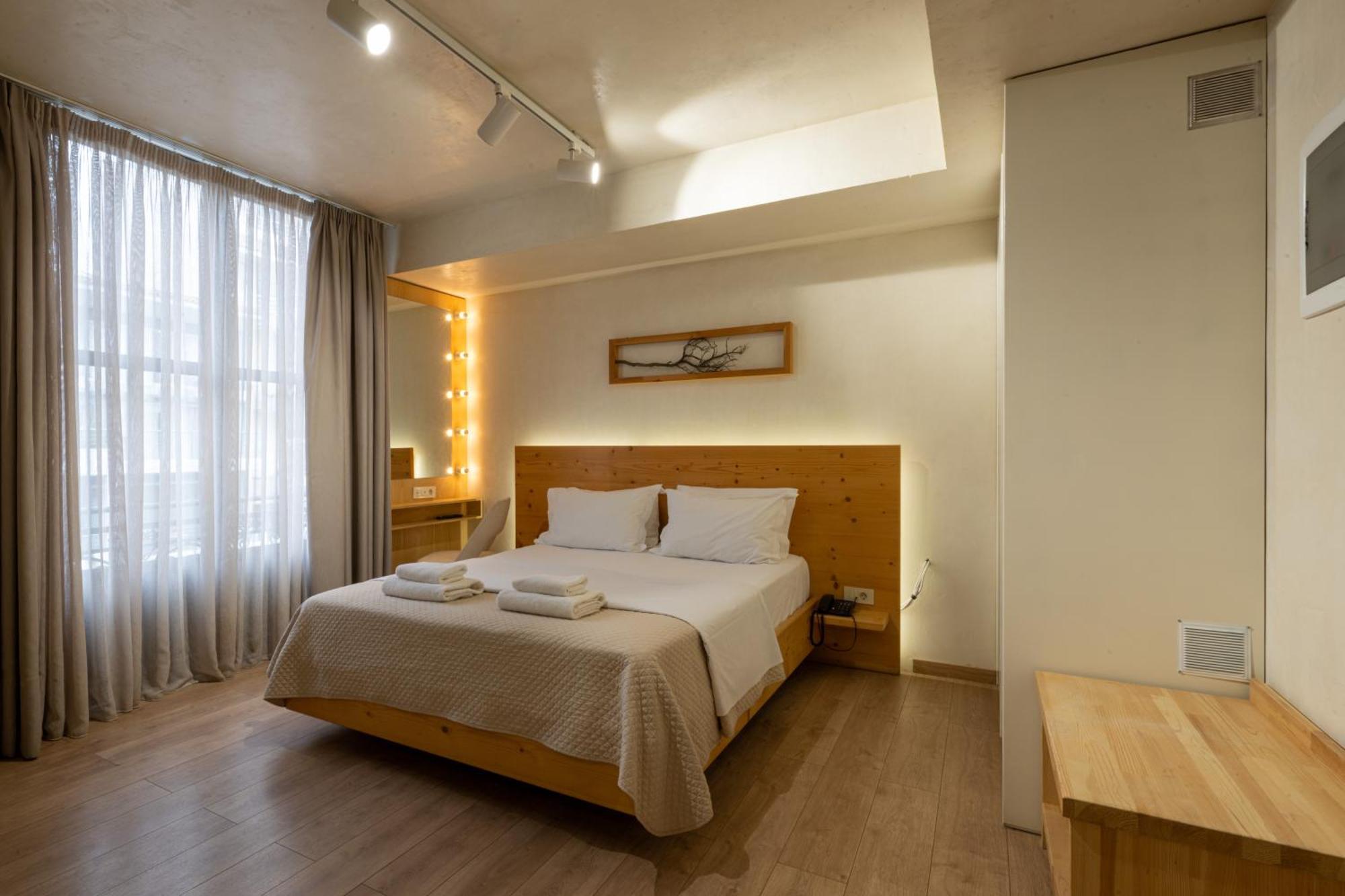 Panellinion Luxury Rooms カラマタ エクステリア 写真