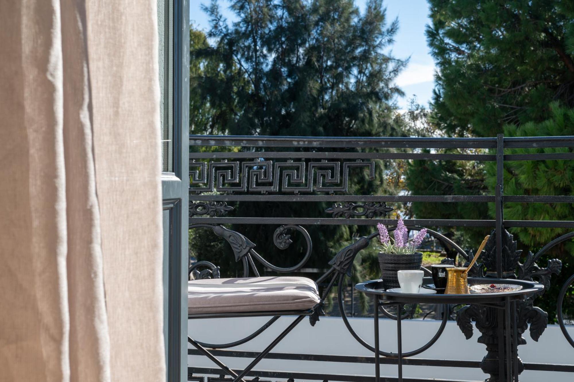Panellinion Luxury Rooms カラマタ エクステリア 写真